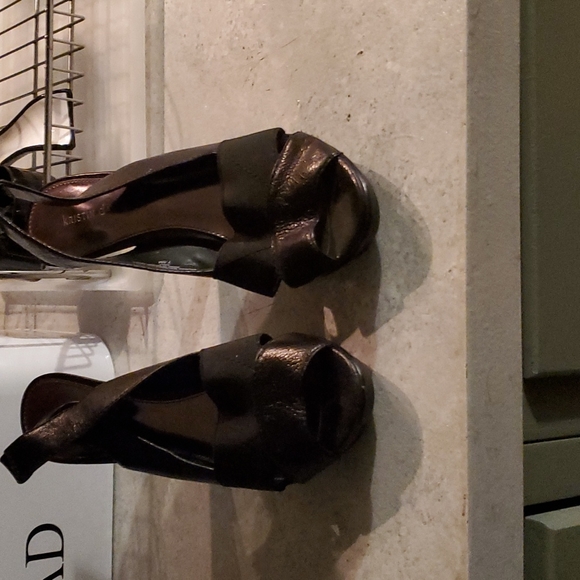kristen davis Shoes - Kristin Davis very comfy heels